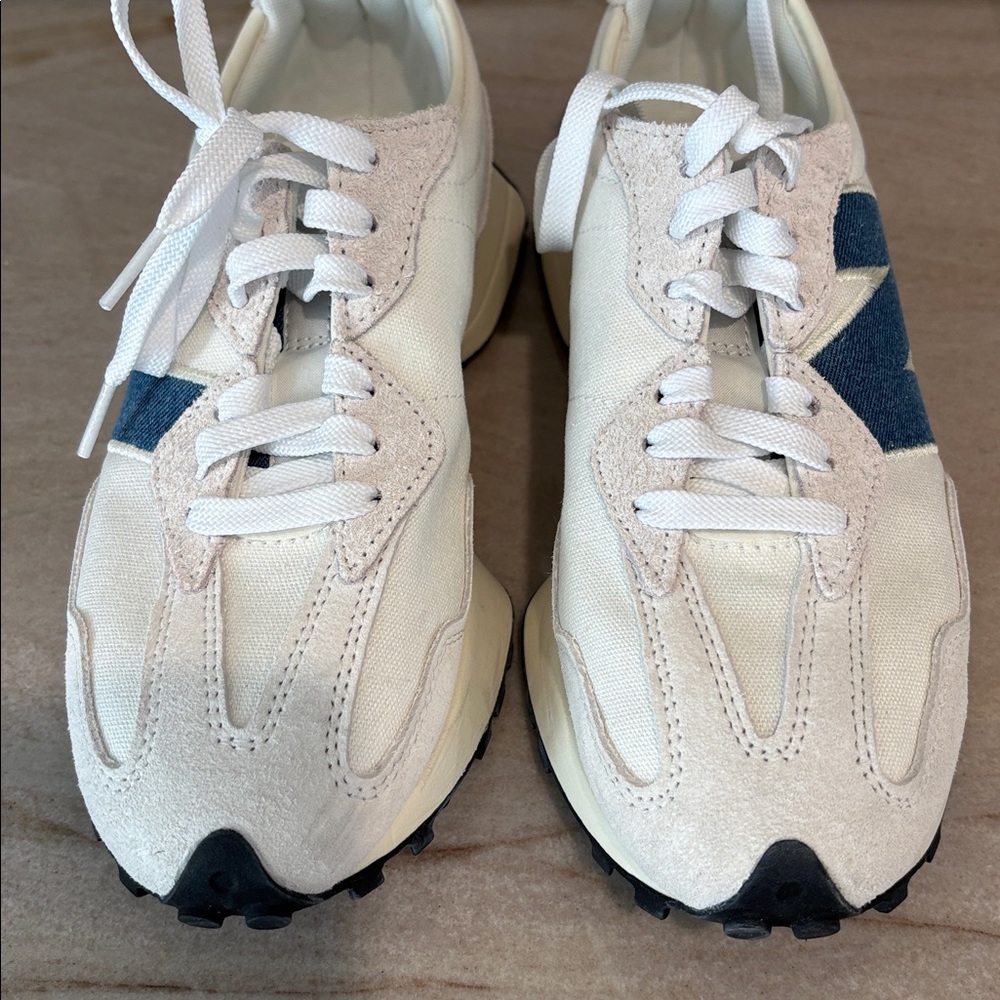 New Balance 327 Denim. - Picture 6 of 7